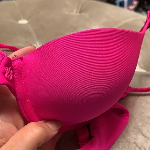Victoria’s Secret sexy little things pink bra - Picture 8 of 8
